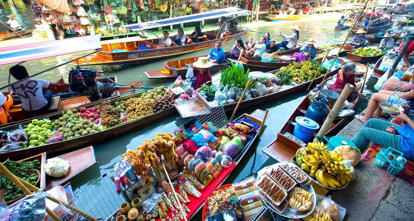 6 Damnoen Saduak floating market Bangkok