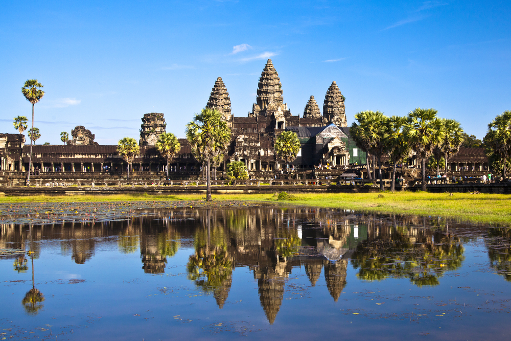 best time to ddzgo to angkor wat